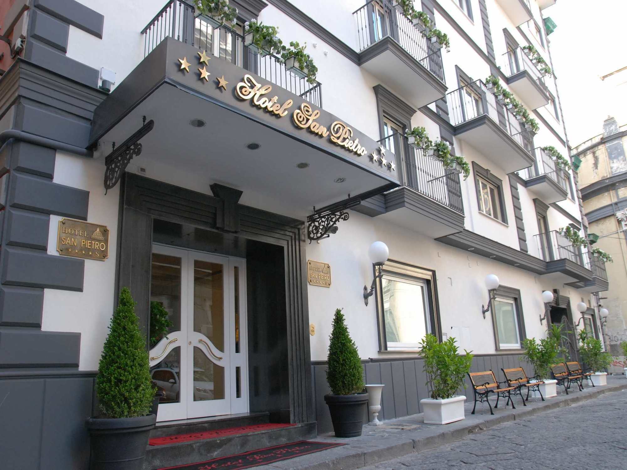 San Pietro Hotel Napels